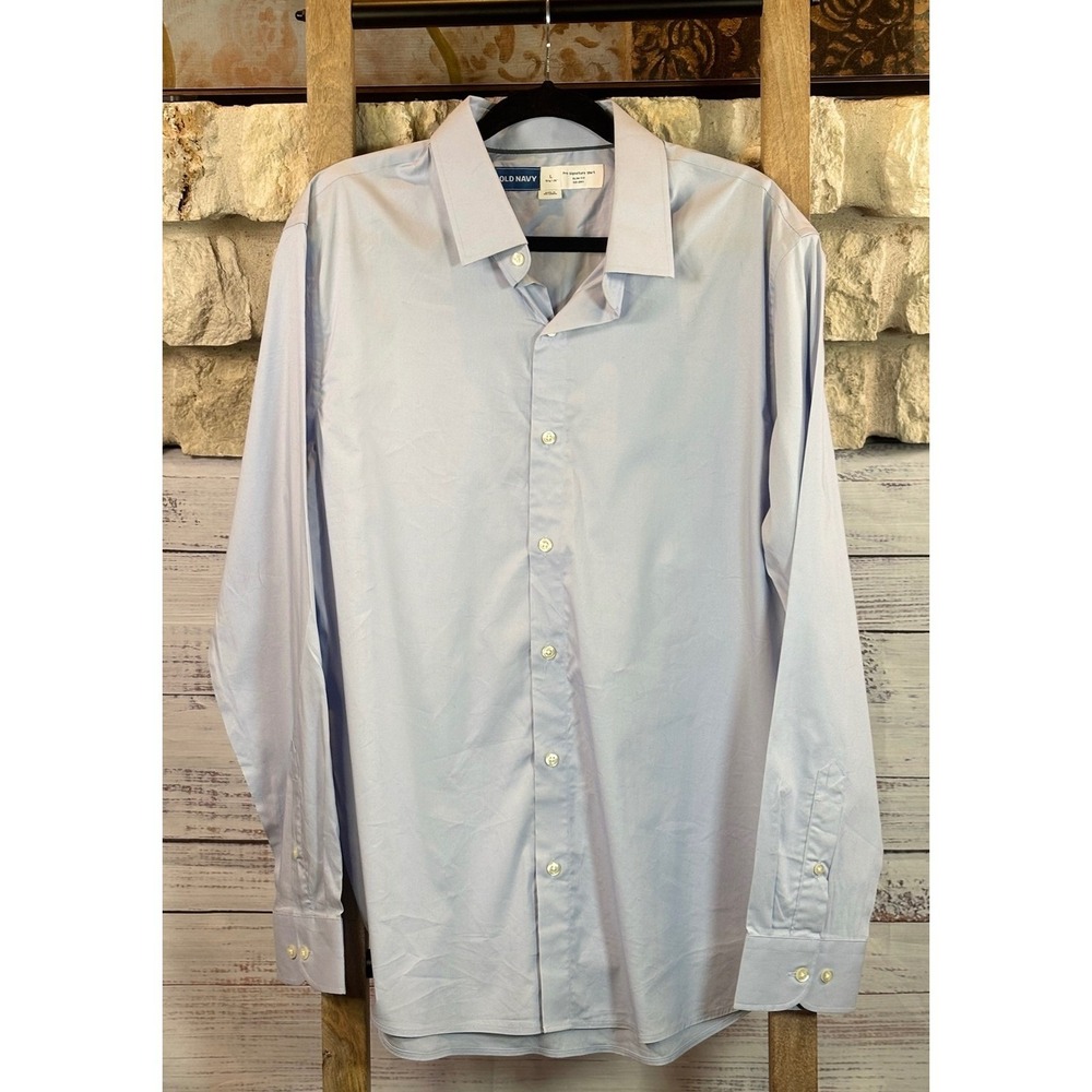 Old Navy Mens Pro Signature Slim Fit Go-Dry Dress Shirt Light Blue Large
